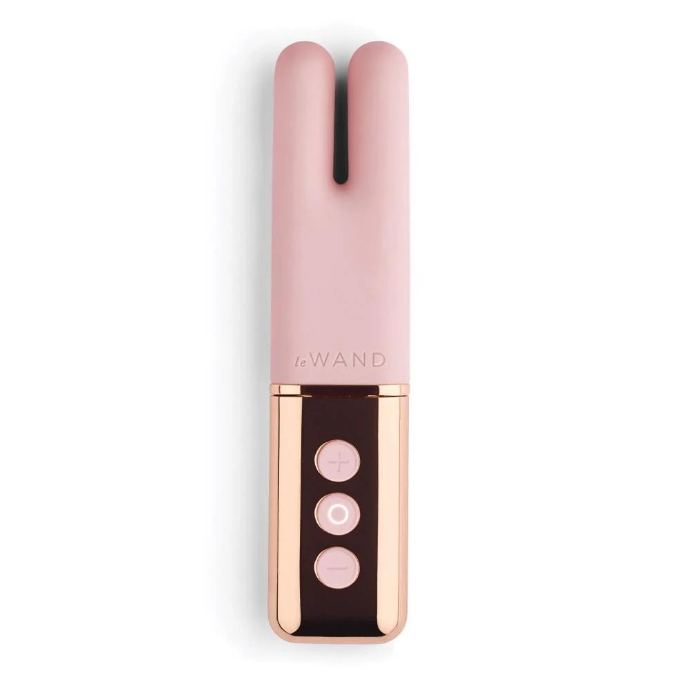 Le Wand Deux Clitoral Stimulator