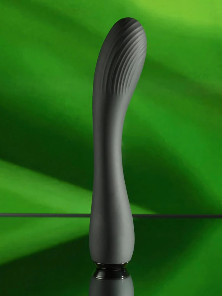 Midnight Magic Black Rechargeable Silicone G-Spot Vibrator - Image 2