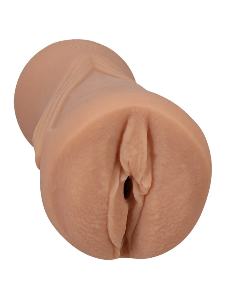 Signature Strokers Eva Elfie UltraSkyn Pocket Pussy